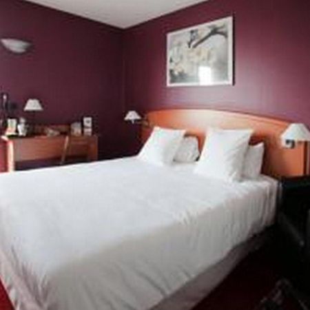 Sky Hotel Goussainville Charles De Gaulle Habitación foto