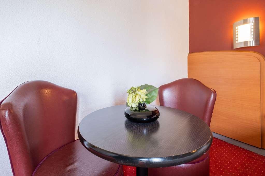 Sky Hotel Goussainville Charles De Gaulle Habitación foto
